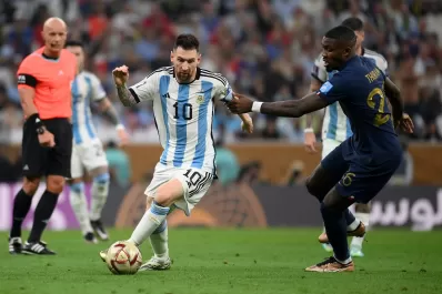 Kempes, Maradona y Messi: la computadora de los tres títulos de Argentina  en los Mundiales que ganó - Infobae
