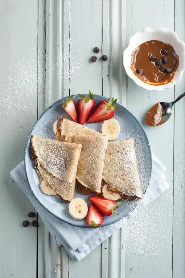 DULCE. Los panqueques con frutas variadas son un buen plato de brunch.