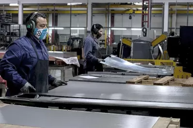 Entre 2019 y este año, en Tucumán se derrumbó el empleo privado asalariado registrado