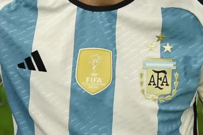 Mundial Qatar 2022: preparan la venta de la nueva camiseta argentina con las tres estrellas