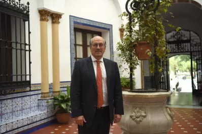 Viñuales fue reelecto y será su quinta gestión en la FET