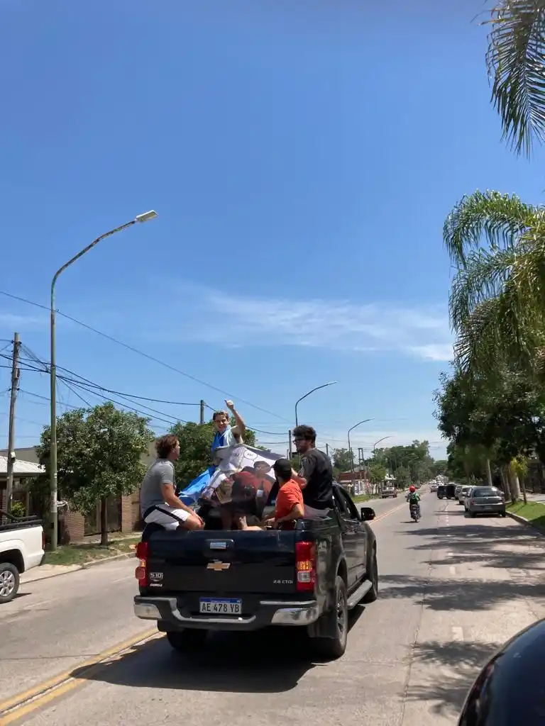 YERBA BUENA. Las caravanas se realizan en todos los municipios.