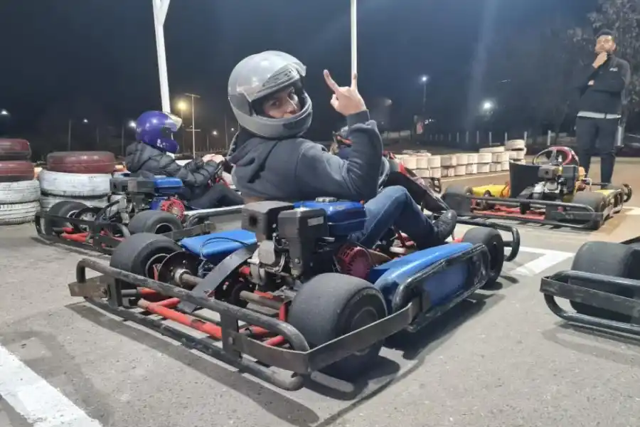 EN RUEDAS. El kartódromo El Timbó, la opción ideal para los aventureros.