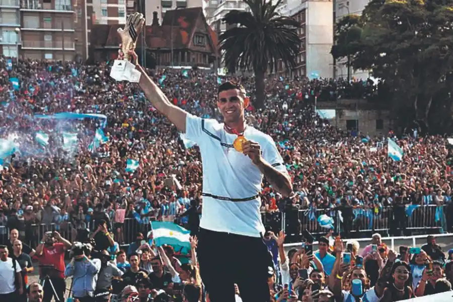 Se rindieron a los pies de los campeones