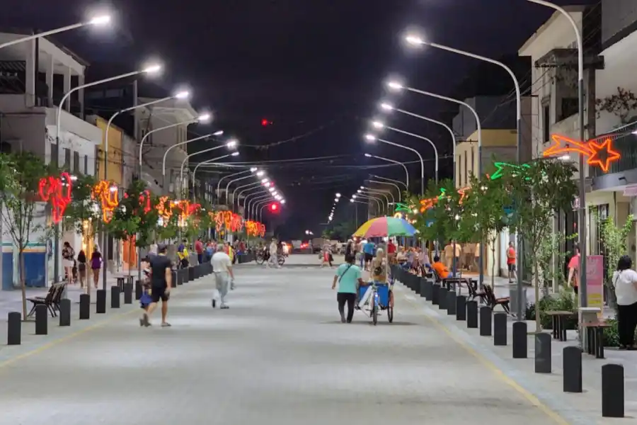 En Aguilares se habilita una moderna semipeatonal en el día de su cumpleaños