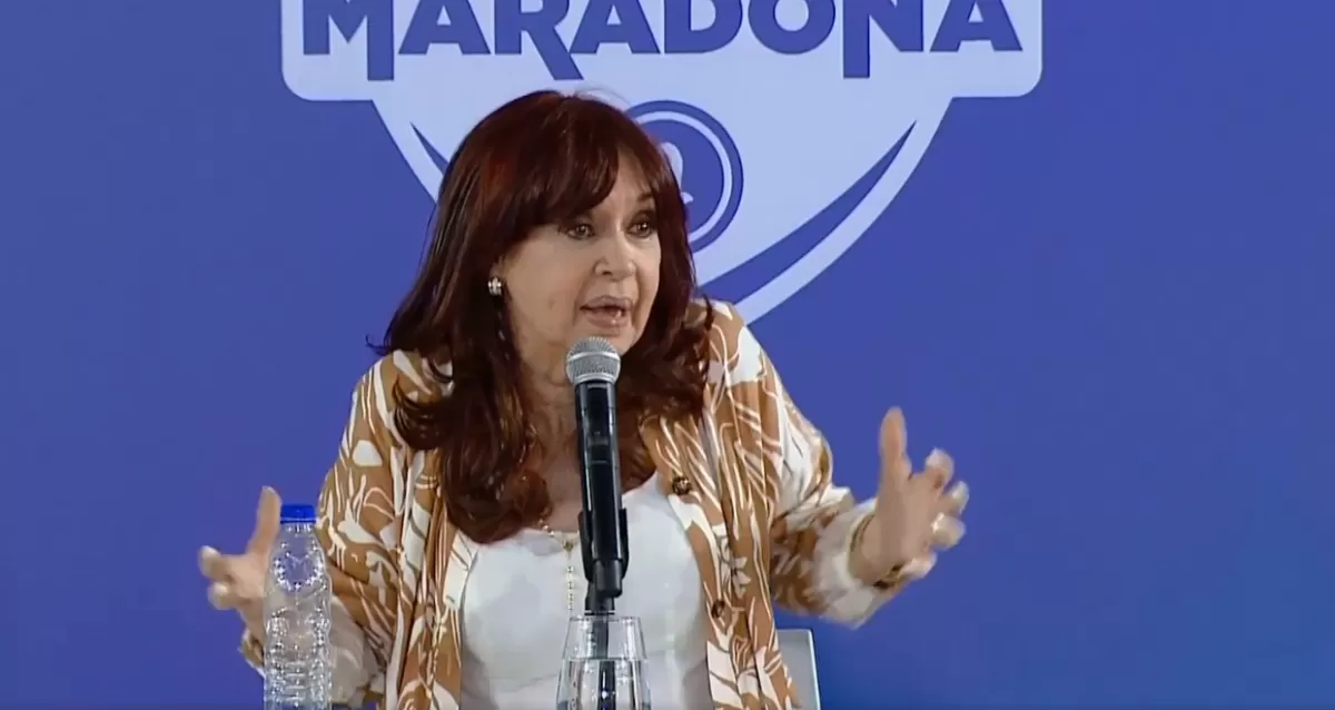 La agrupación política amague y recule, la crítica de Cristina Fernández al Presidente