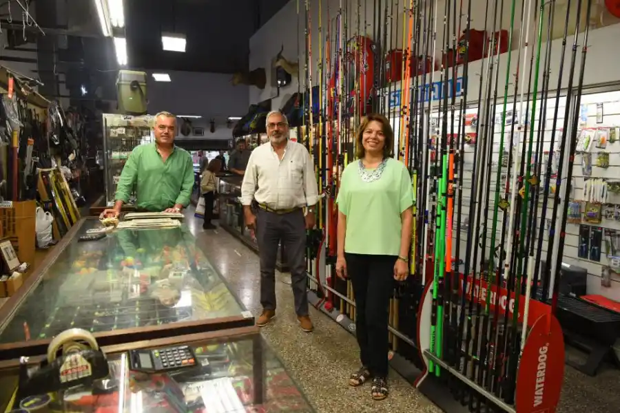 RESPONSABLES. Ernesto y Lucía Vidal Sanz y Ramón Vidal.