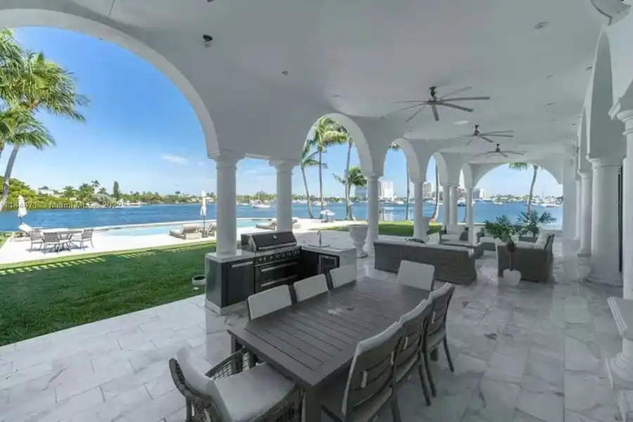 Así es la impresionante mansión que el Kun Agüero compró en Miami