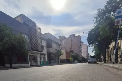 Tras una mañana de intenso calor, sigue el alerta por fuertes lluvias para Tucumán