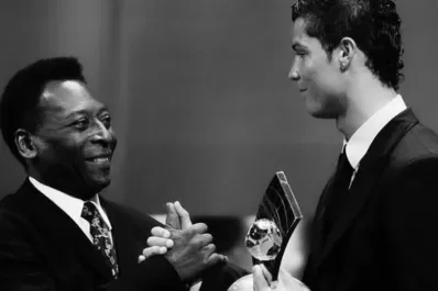 El mundo del fútbol se despide de Pelé en las redes sociales