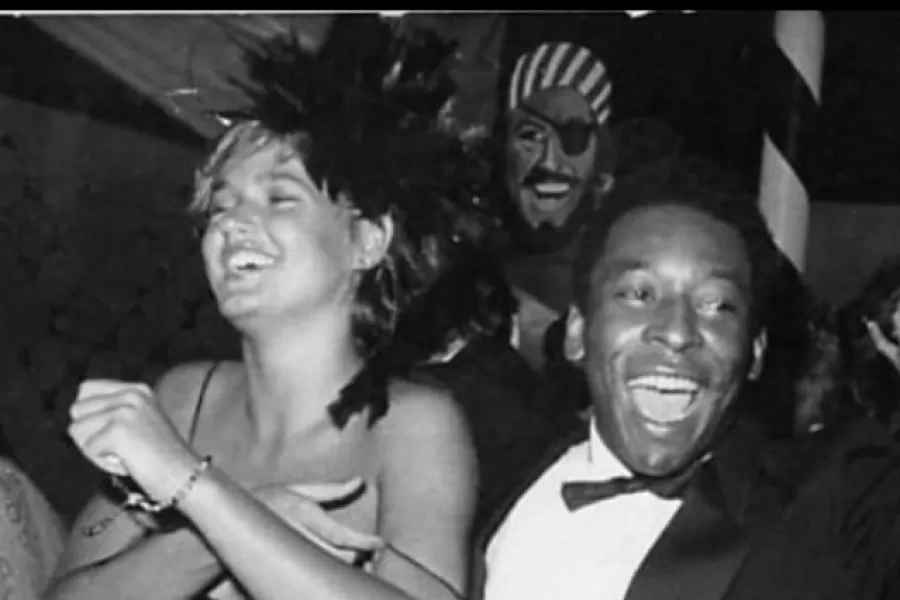 Los polémicos amores de Pelé: tres casamientos, siete hijos y muchas aventuras