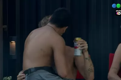 Gran Hermano: Thiago y Nacho protagonizaron un fogoso beso que descolocó a la casa