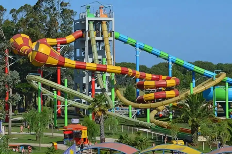 Villa Carlos Paz (Pekos)