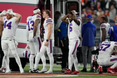 Dolor en NFL: Damar Hamlin sufrió un infarto y fue reanimado en pleno partido