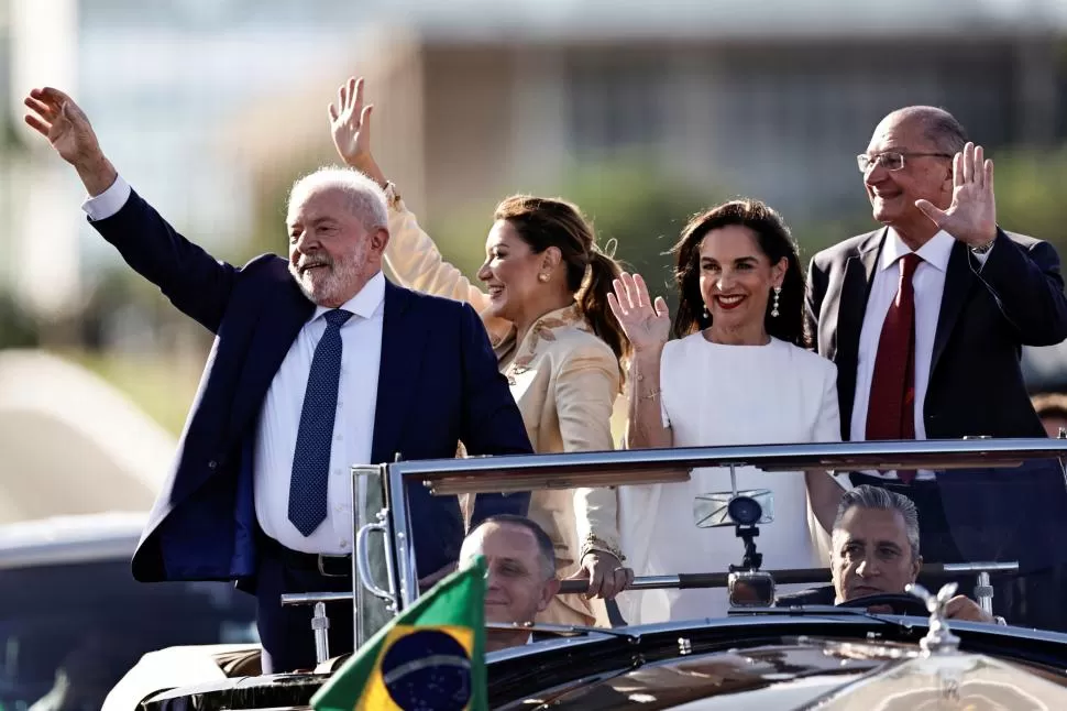 DE NUEVO AL PODER. Lula Da Silva comenzó el 1 de enero su tercer mandato como presidente de Brasil. reuters