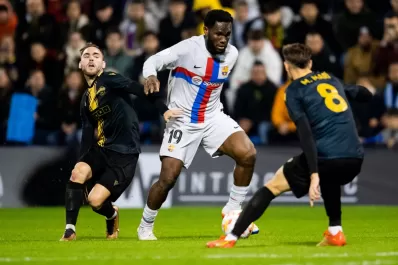 Barcelona sufrió para derrotar a Intercity, dirigido por el argentino Gustavo Siviero