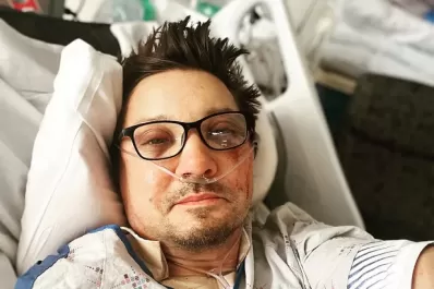 Jeremy Renner mostró su recuperación luego del grave accidente que sufrió a causa de la nieve