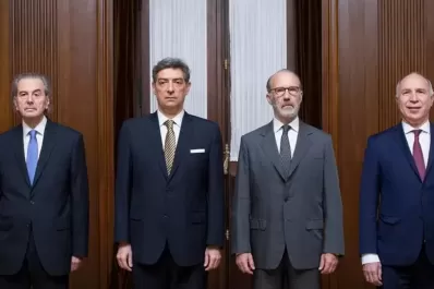 Senadores de JxC amenazan con cerrar el diálogo con el oficialismo