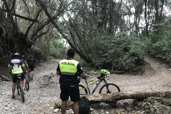 Los controles en los senderos seguirán todo el verano