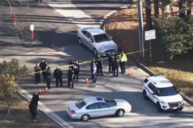 Conmoción en EE.UU: un niño de seis años le disparó a su maestra en plena clase