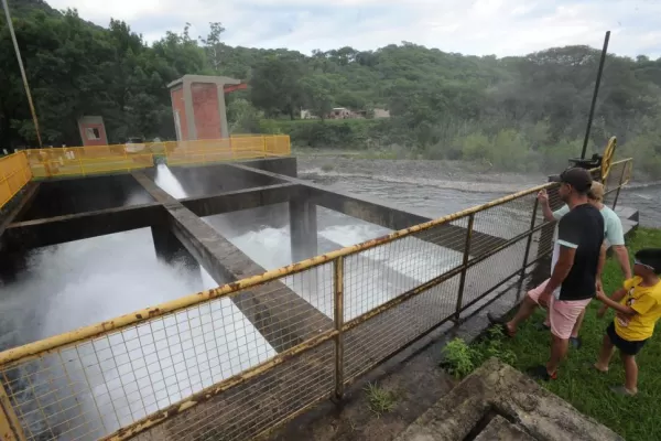 El Cadillal: “Hay que mantener el embalse bajo; ese es el principal conflicto”