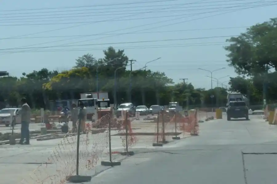 REMOVIDA. Ya no quedan rastros de la rotonda del Camino del Perú.