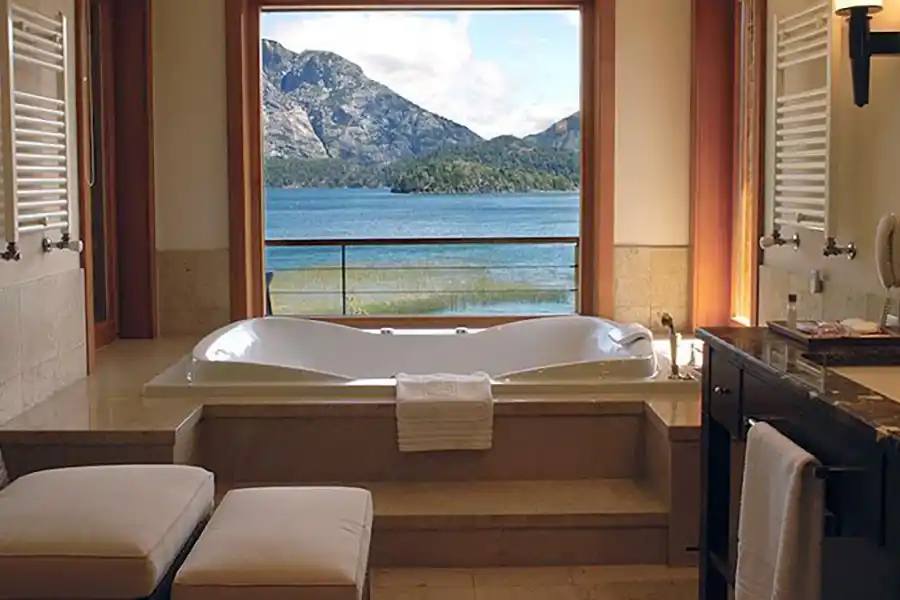 Vista desde una de las suites del Llao Llao.