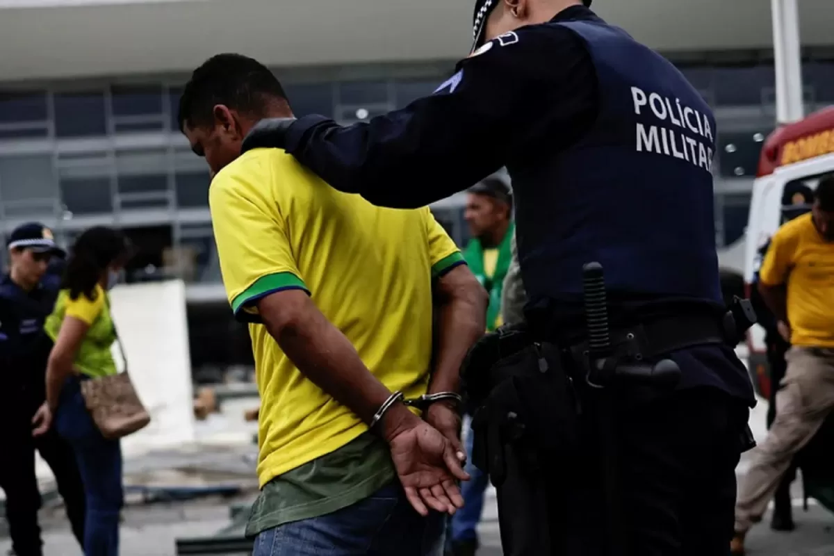 El Circulo de Legisladores repudió el intento de golpe de Estado en Brasil
