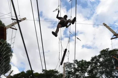 ¡Diversión y adrenalina en las alturas!
