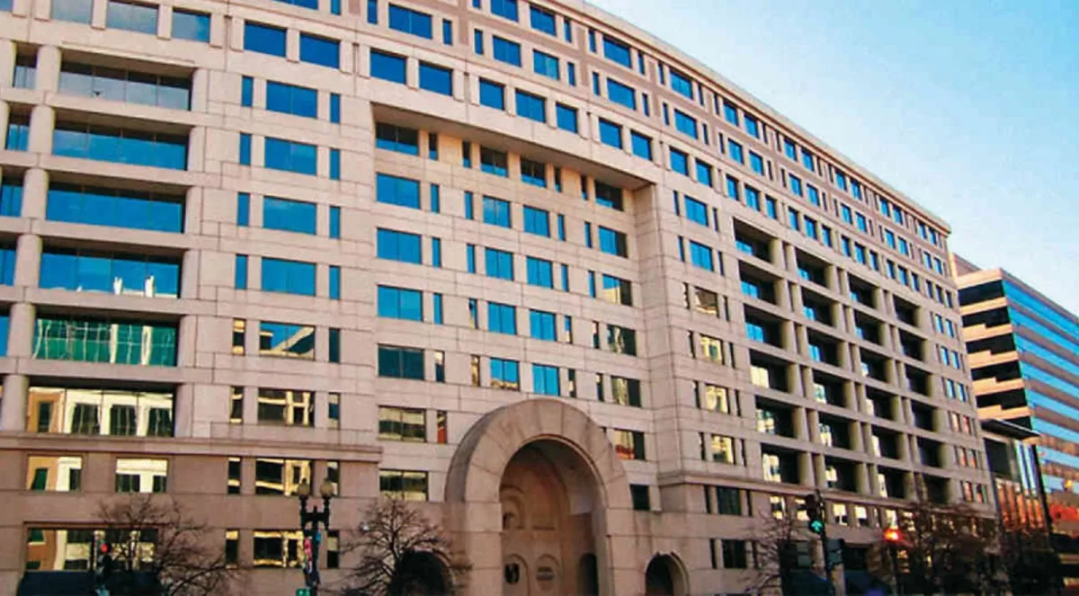 El Banco Interamericano de Desarrollo tiene su sede en EE.UU.