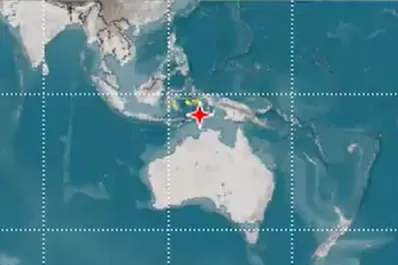 Un sismo de 7,6 grados sacudió las costas de Indonesia