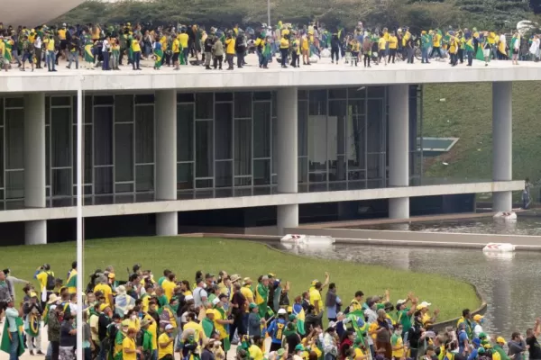 Brasilia pone la lupa sobre tres diputados bolsonaristas