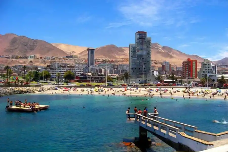 Estas vacaciones, Chile te espera con siete playas para descubrir