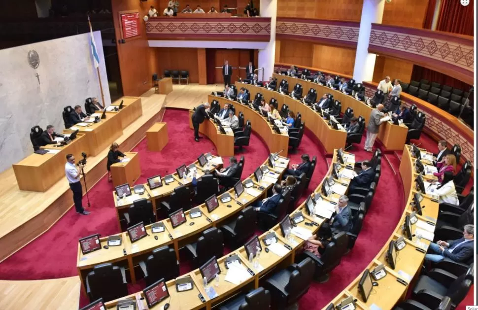 DEBATE. La Legislatura se reunirá para tratar el DNU referido a las obras. 