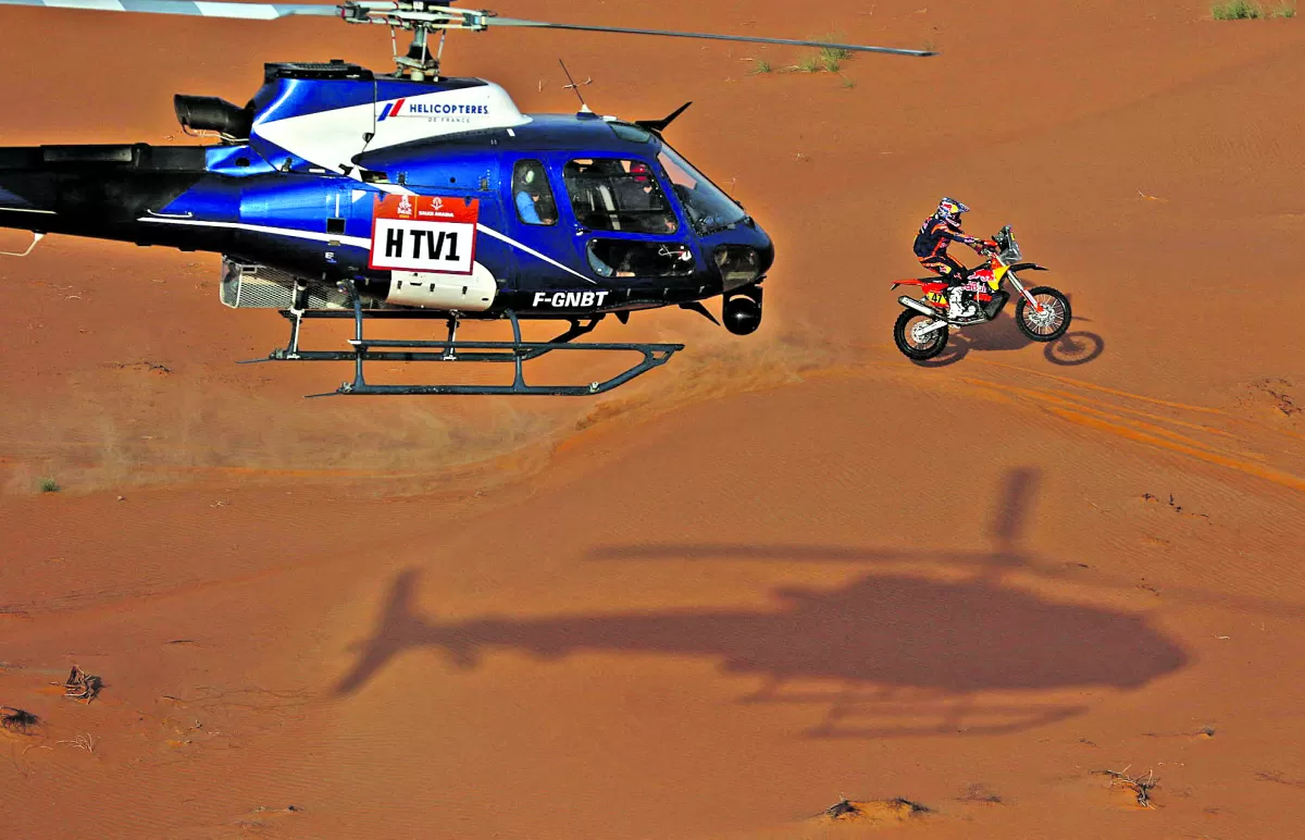 DESATADO. El salteño Kevin Benavides protagonizará la definición más apretada de la historia del Dakar con Toby Price.