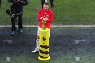 Alexis Mac Allister fue homenajedo por los hinchas del Brighton: Nuestro campeón