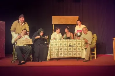 Teatro tucumano: El apetito insaciable de “La Nona” llega a El Cadillal