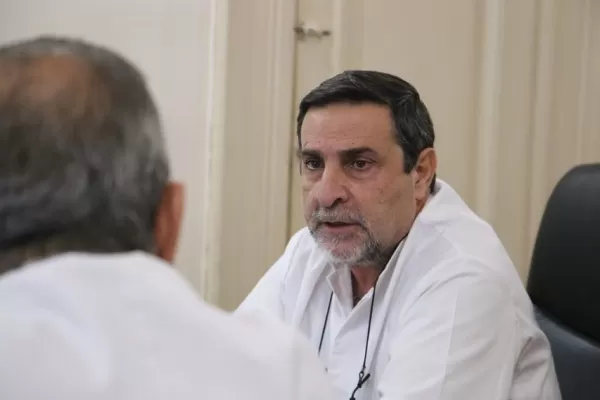 Beatriz Ávila instó al ministro Luis Medina Ruiz a informar sobre el nuevo brote de neumonía