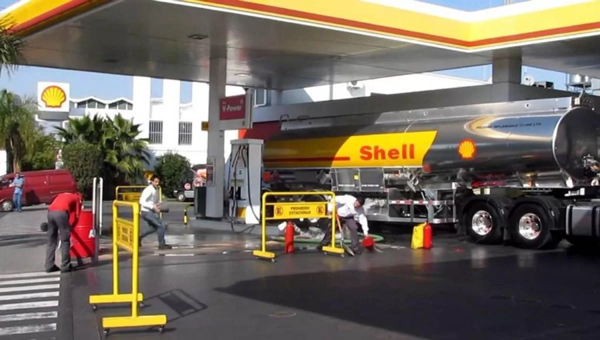 Shell aumentó el 4% sus combustibles este domingo