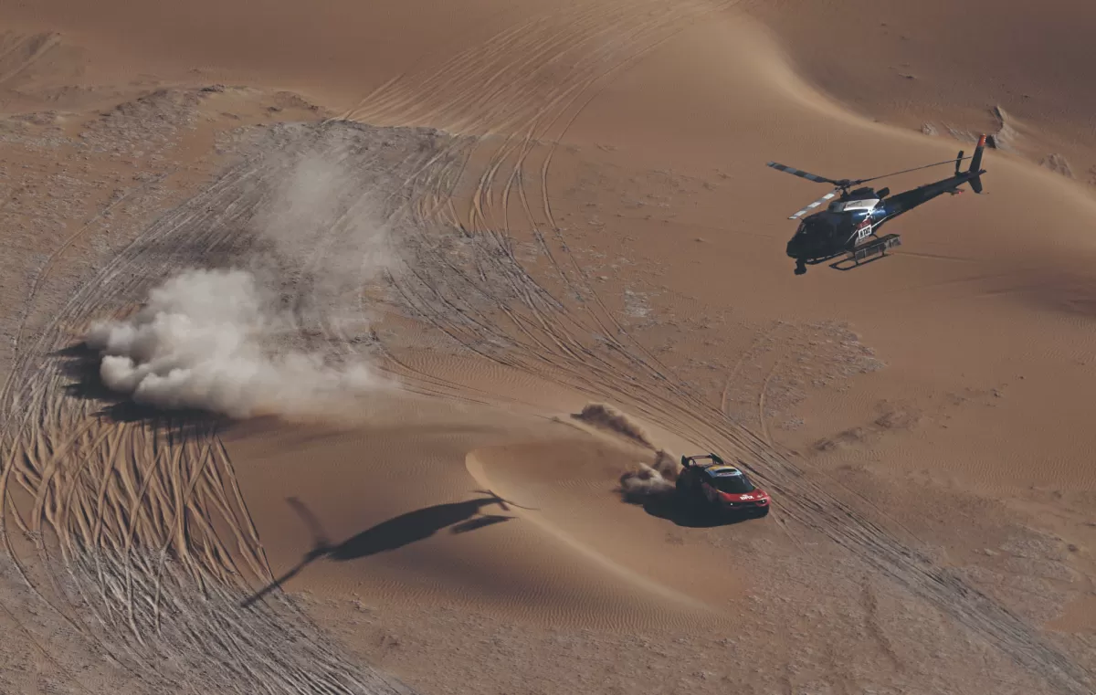 HISTÓRICO. Sebastien Loeb logró siete triunfos de etapa, seis de ellos en forma consecutiva, con lo que rompió el récord de cinco al hilo que había conseguido Ari Vatanen en 1989. No obstante, quedó lejos de Al Attiyah.