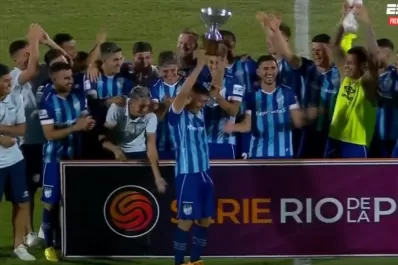 Atlético Tucumán se quedó con la Serie del Río de la Plata tras vencer por penales a Estudiantes LP