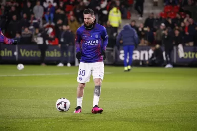 Con Messi, Neymar y Mbappé, el PSG perdió ante el Rennes como visitante