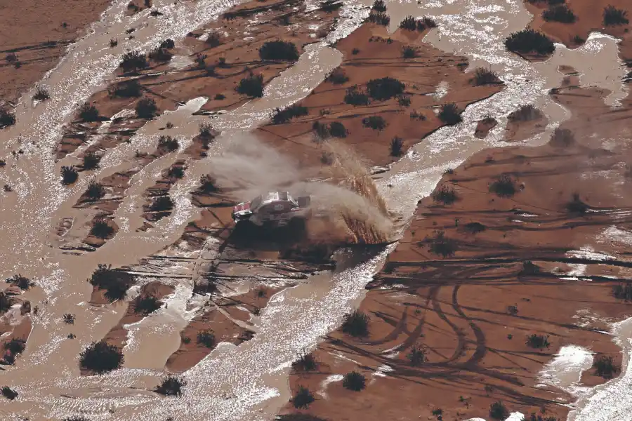 TRACCIÓN. De Villiers avanza a toda velocidad.