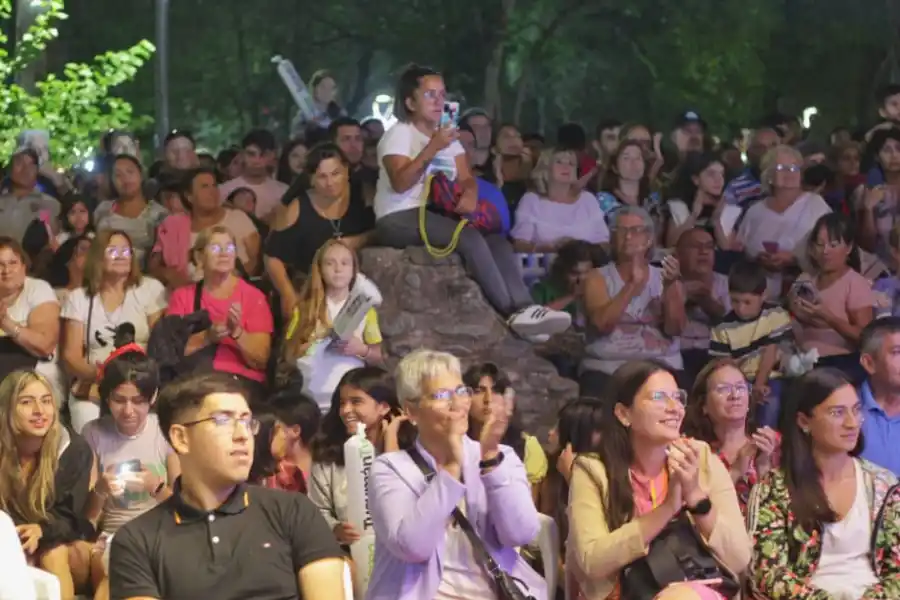 Vacaciones 2023: La temporada de verano tuvo su pico de calor y color en San Pedro de Colalao