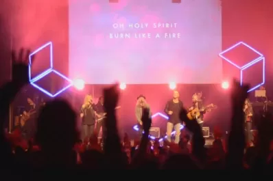 Documental sobre irregularidades dentro de una iglesia electrónica