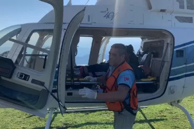 Personas accidentadas debieron ser evacuadas en helicóptero desde la Cumbre del Matadero y Chasquivil