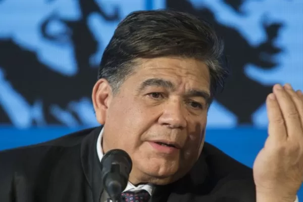 Hay que ponerse a laburar: un intendente peronista cuestionó los planes sociales