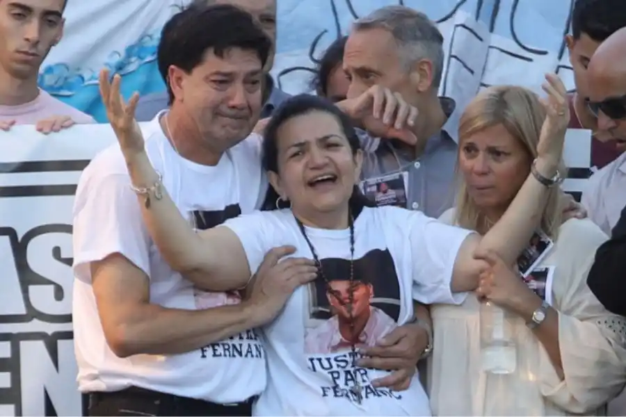 Padres de Fernando pidiendo Justicia.