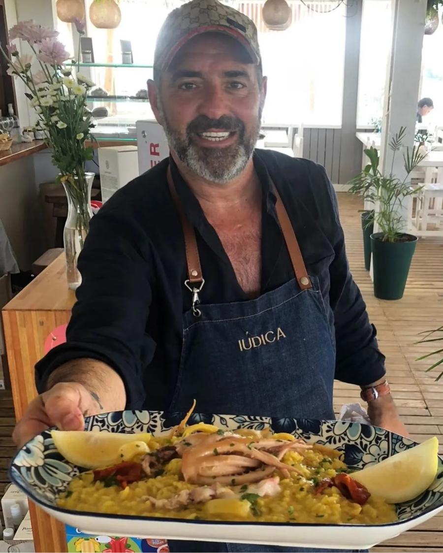 Mariano Iúdica inauguró su propio restaurante con polémicos precios: cuánto cuesta el cubierto y apenas una ensalada