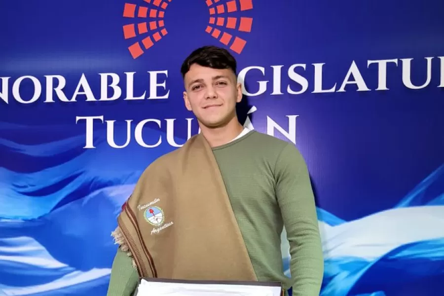 Ignacio Maestro Puch reconocido por la Legislatura de Tucumán por su desempeño en la Selección Sub20.